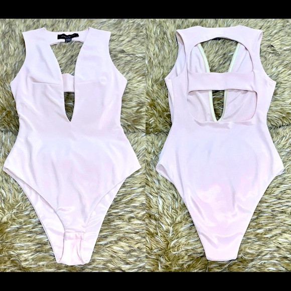 AKIRA Tops - AKIRA Black Label Plunge Bodysuit in Nude Sz S